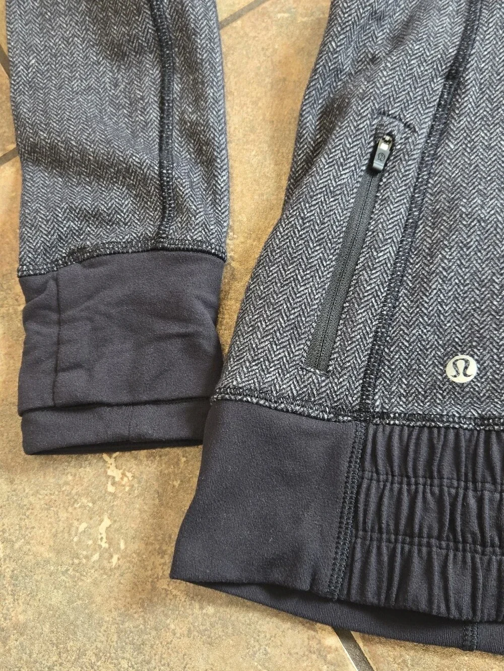 Lululemon Think Fast Hoodie Heathered Herringbone Black Size 10